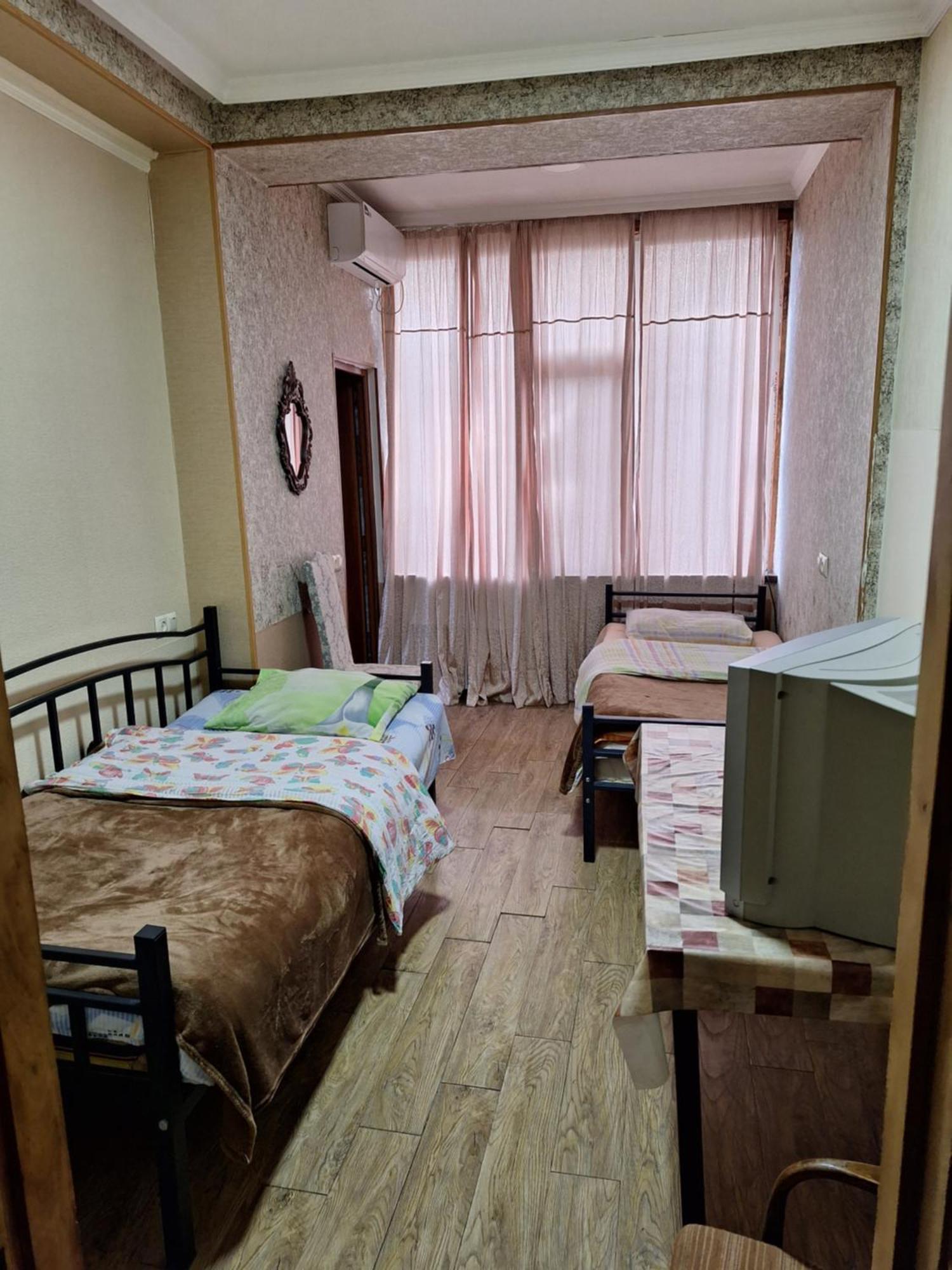 Guest House 15A Kutaisi Esterno foto