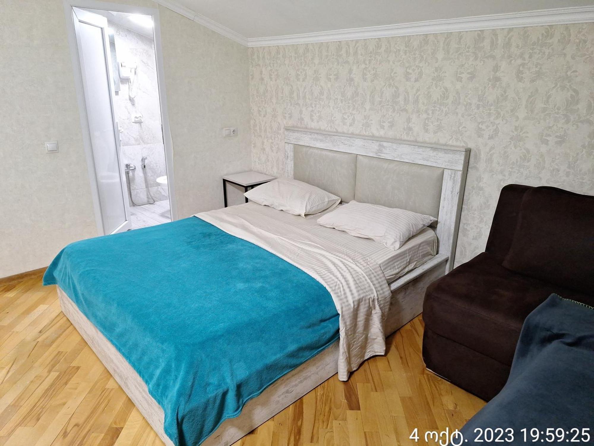 Guest House 15A Kutaisi Esterno foto