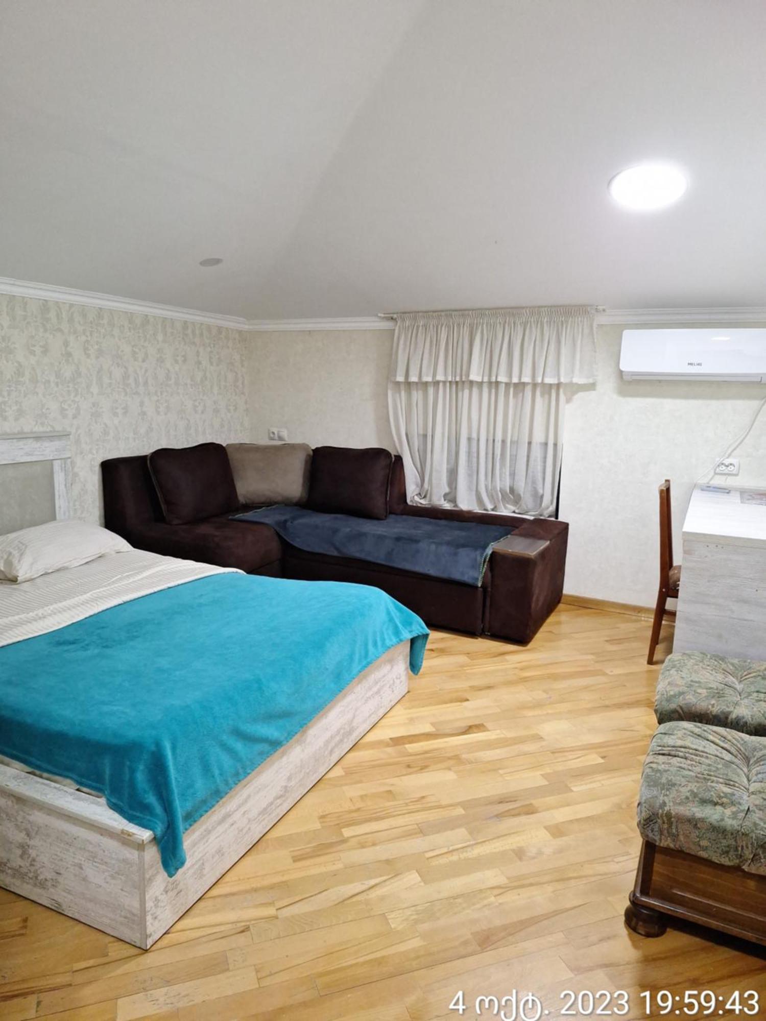 Guest House 15A Kutaisi Esterno foto