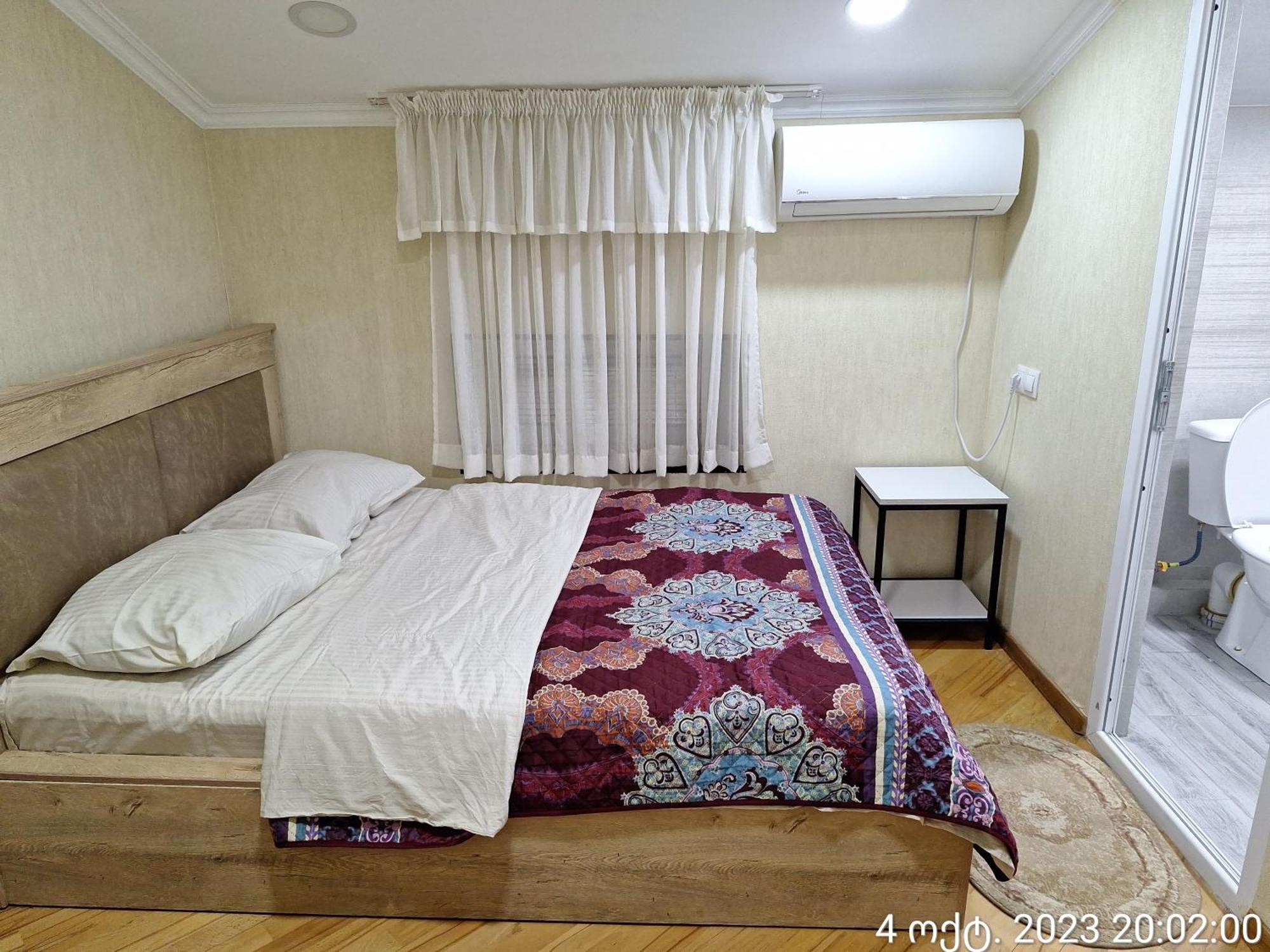 Guest House 15A Kutaisi Esterno foto