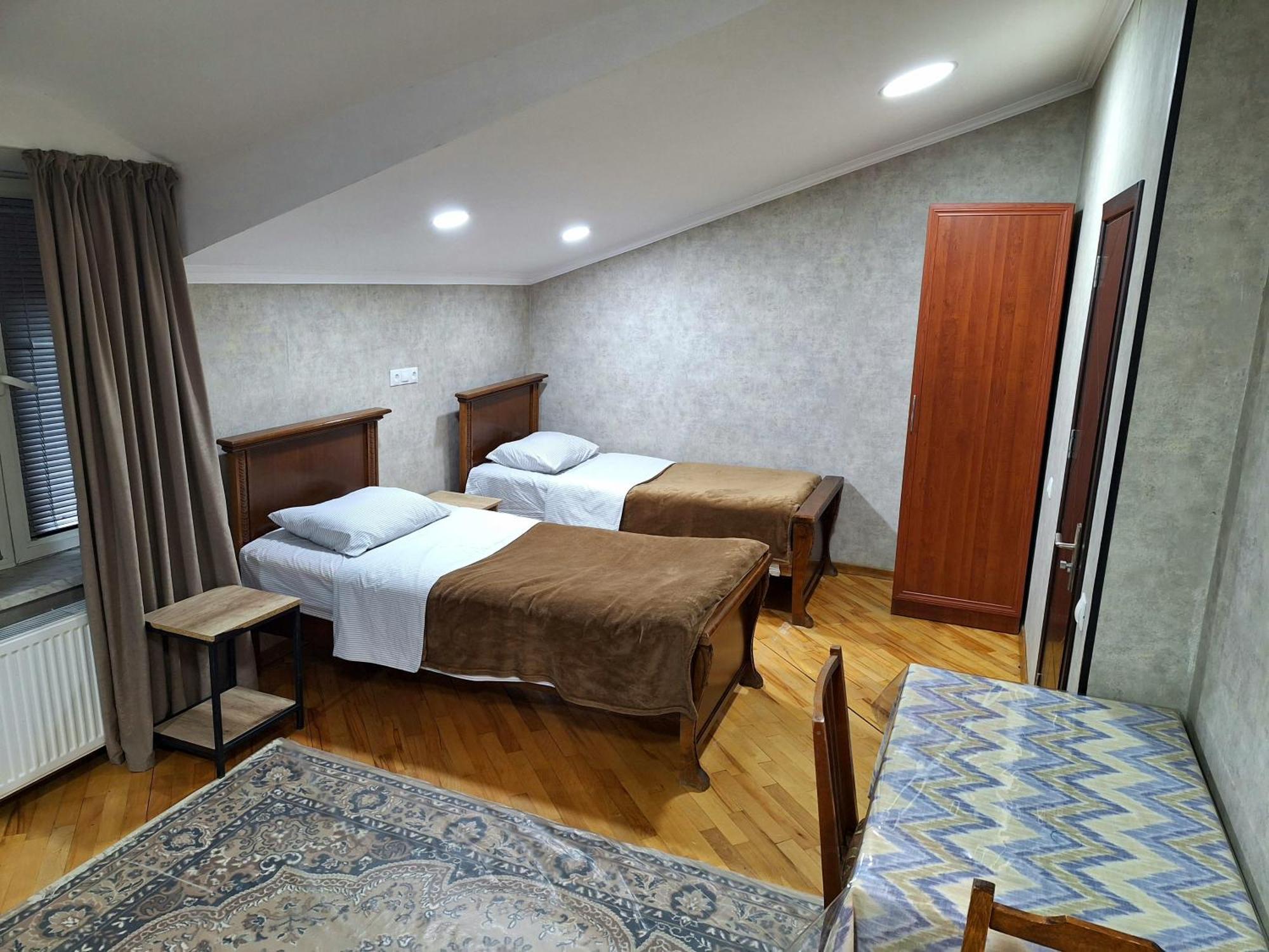 Guest House 15A Kutaisi Esterno foto
