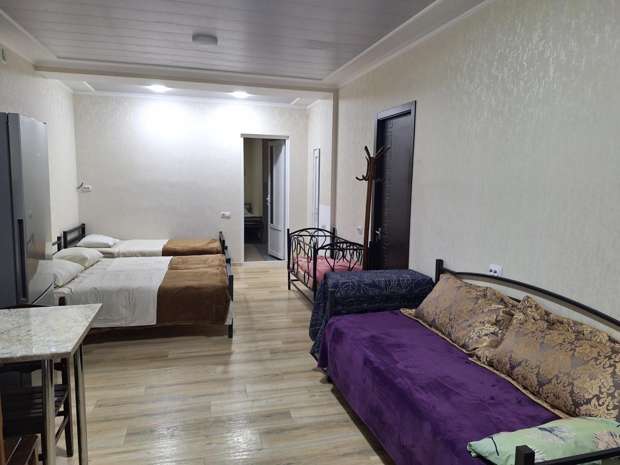Guest House 15A Kutaisi Esterno foto